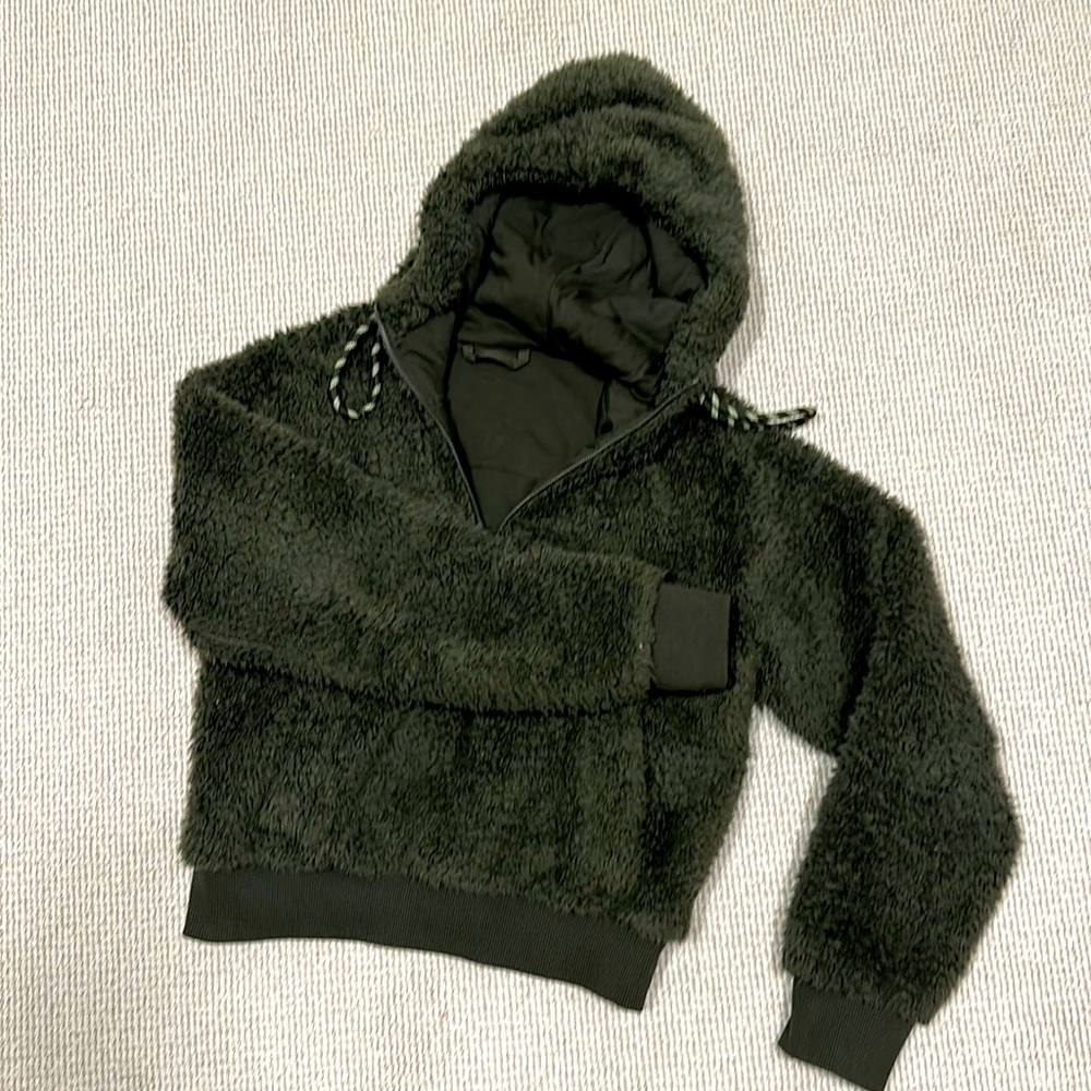 Lululemon super warm Teddy hoodie